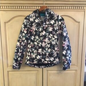 Volcom Black and White Ski Jacket with Floral Pattern and Quilted Design